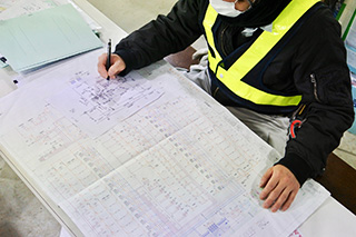作業風景 設計図